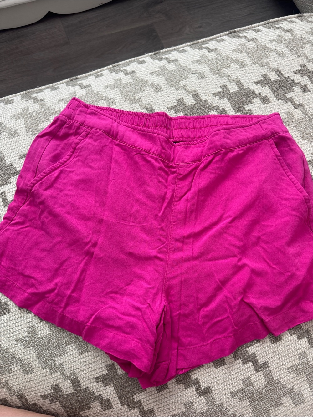 Women's Hot Pink Elastic-Waist Shorts